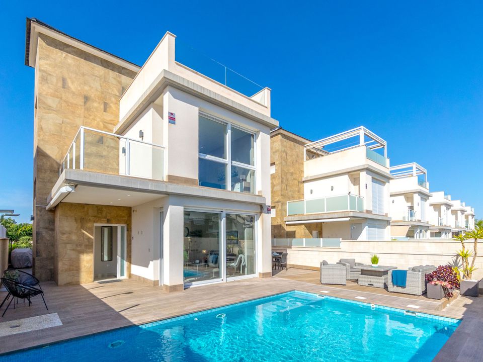 Villa i Torrevieja, Alicante - foto 1
