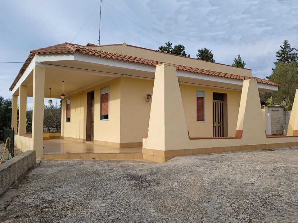 Villa i Canicattini Bagni, Siracusa - foto 1
