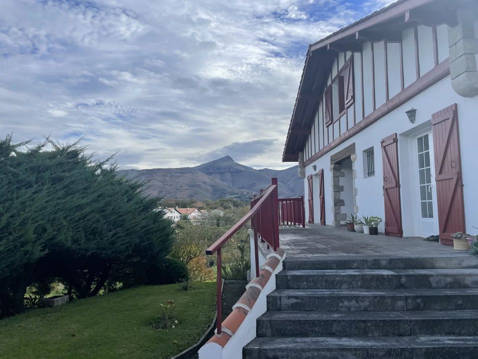 Villa i Urrugne, Pyrenees-Atlantiques - foto 1