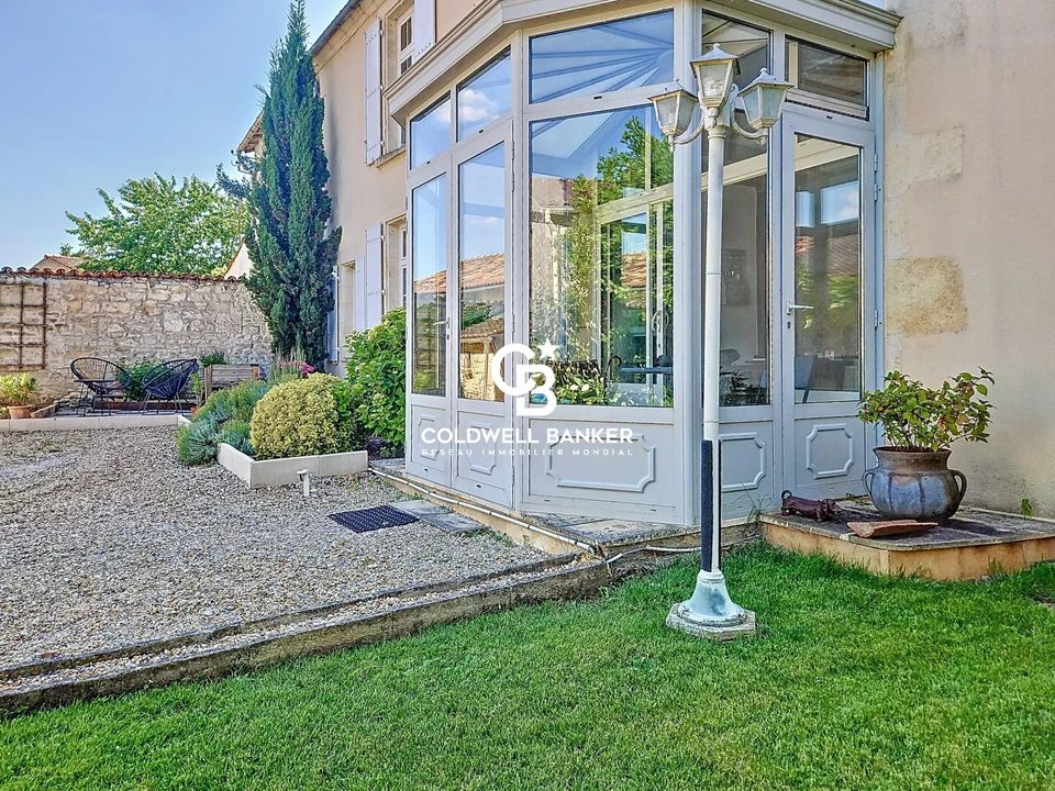 Villa a Saint-Jean-d'Angely, Charente-Maritime - foto 5
