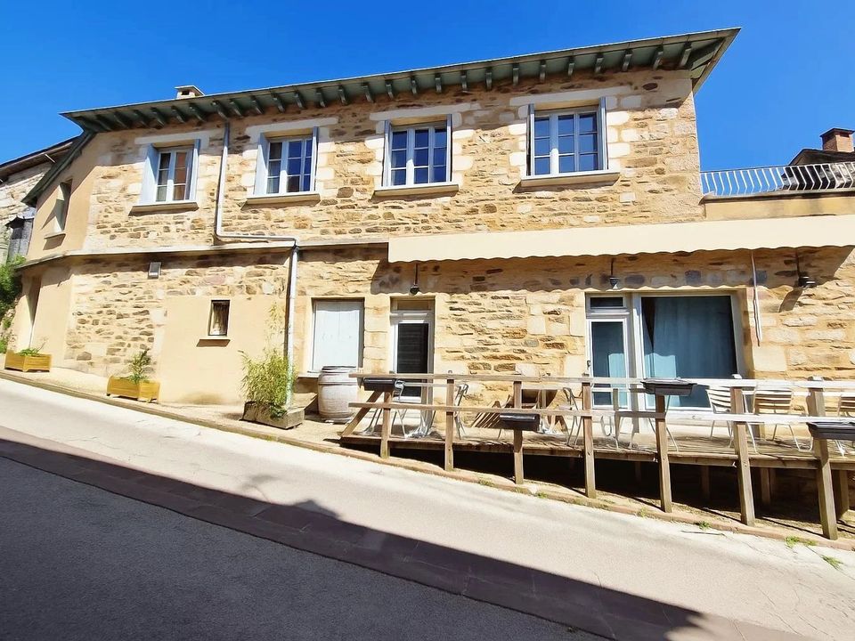 Erhvervsejendom i Najac, Aveyron - foto 1