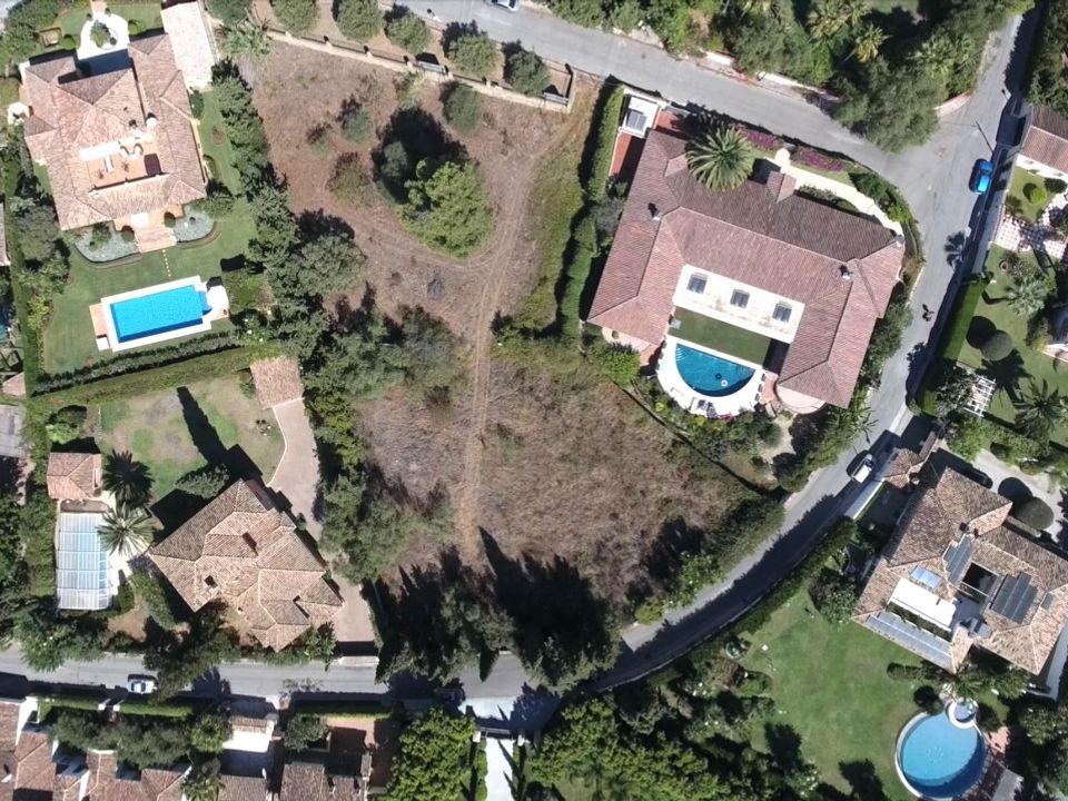 Helårsgrund i Marbella, Malaga - foto 1