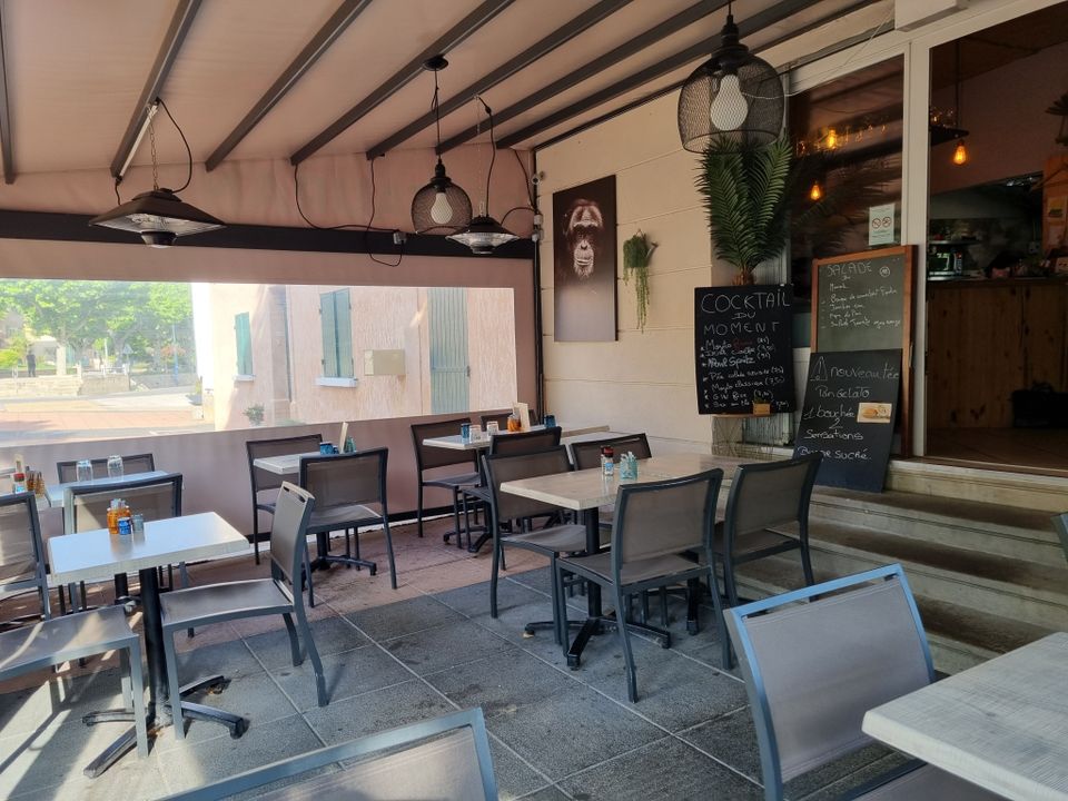 Erhvervsejendom i Manosque, Alpes-de-Haute-Provence - foto 4