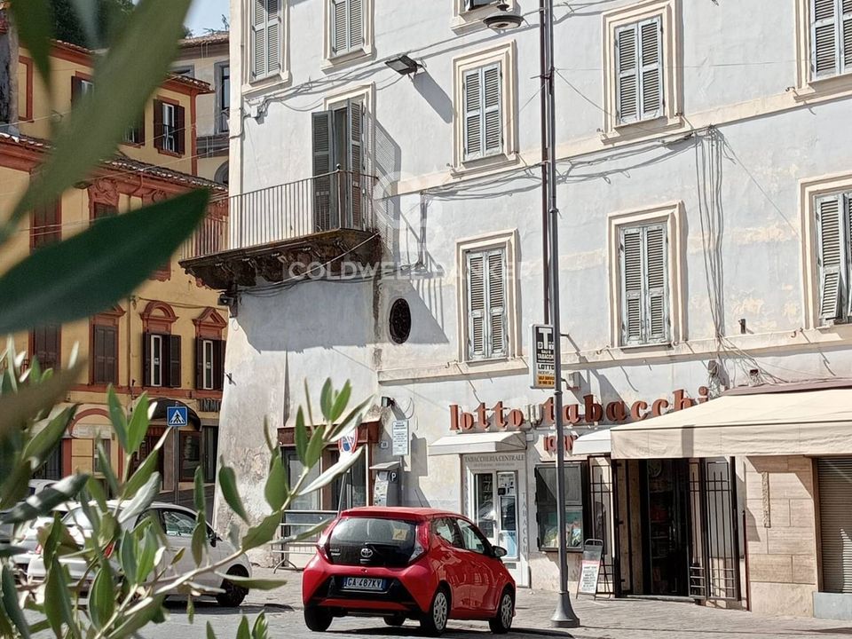Lejlighed i Ronciglione, Viterbo - foto 2