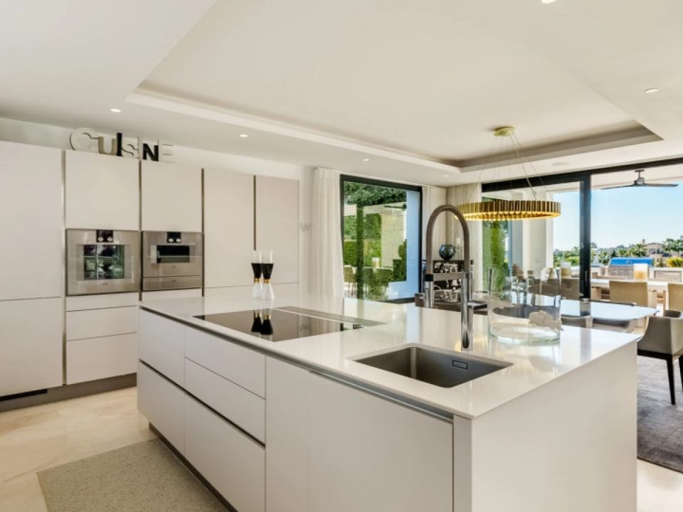 Villa i Nueva Andalucia, Malaga - foto 4