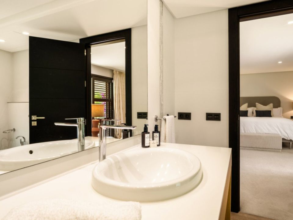 Villa i Nueva Andalucia, Malaga - foto 1