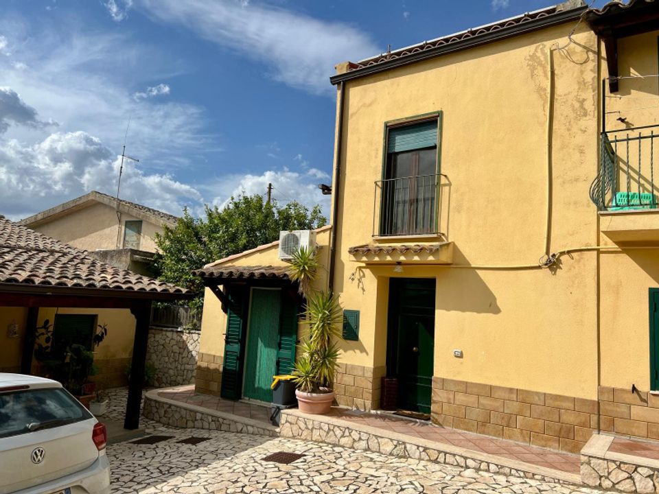 Villa i Caltanissetta, Caltanissetta - foto 1