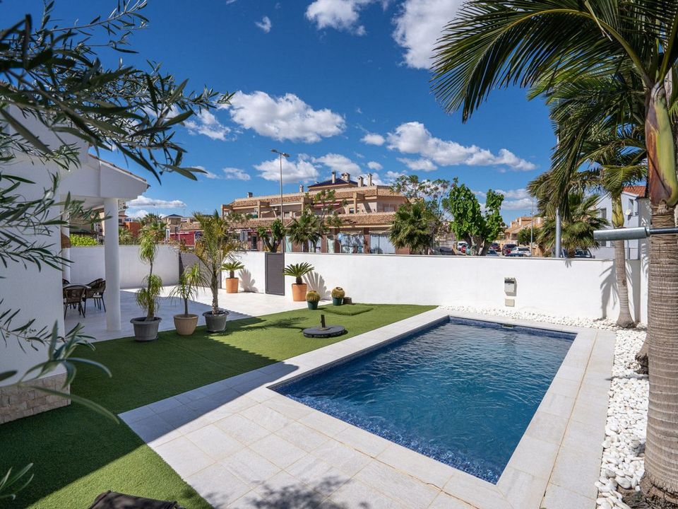 Villa i Torre de la Horadada, Alicante - foto 2