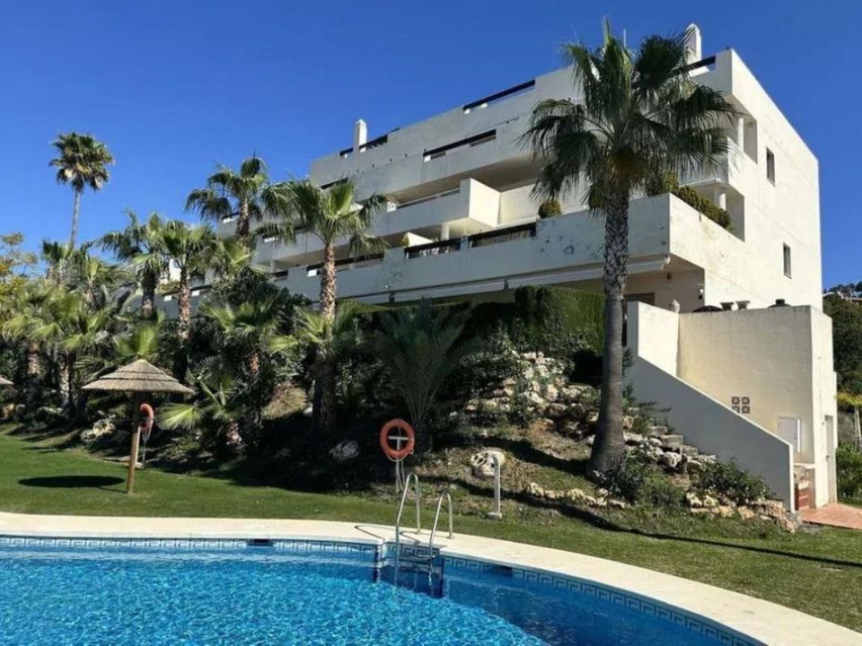Lejlighed i Benahavis, Malaga - foto 1