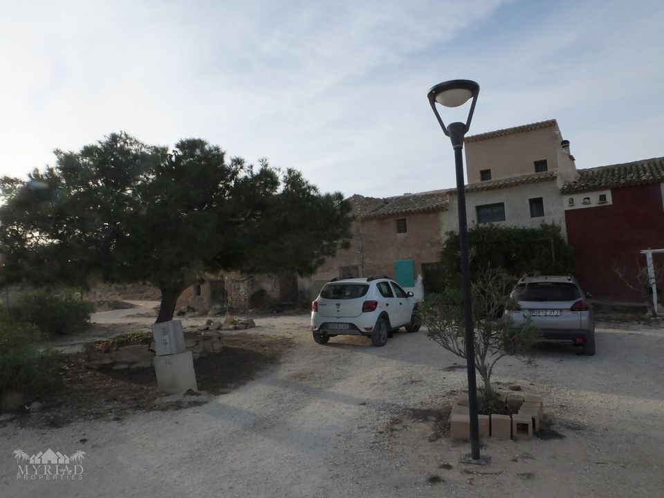 Landejendom i Pinoso, Alicante - foto 3