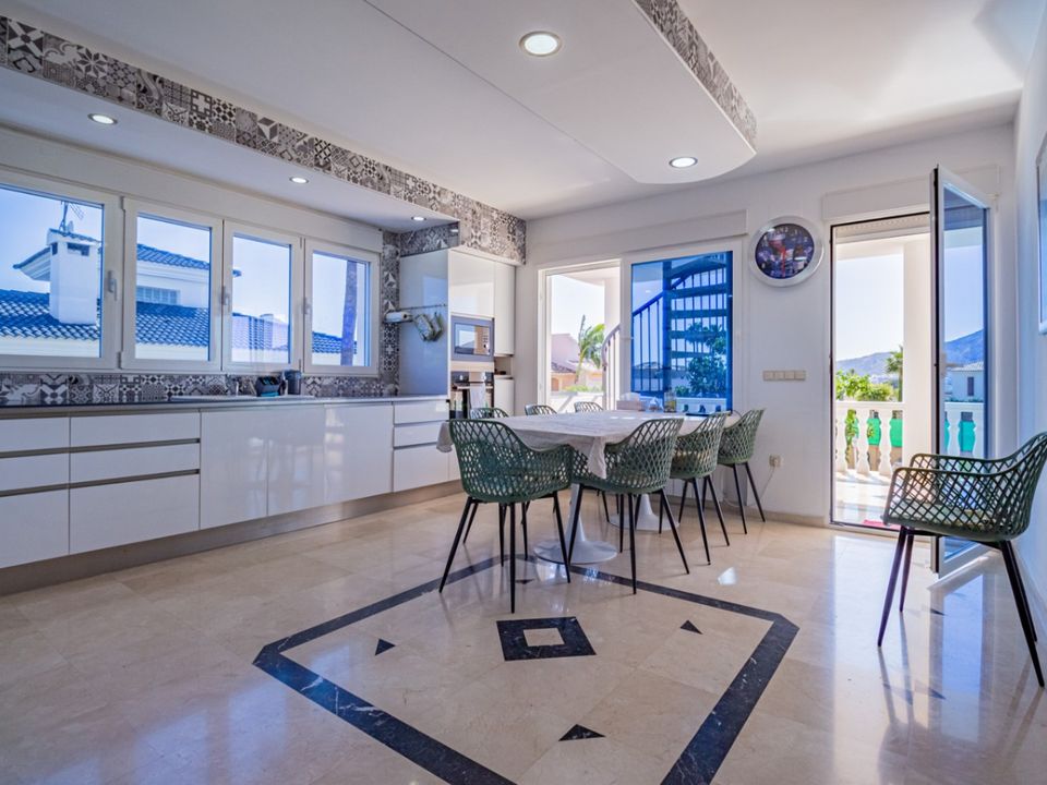 Villa i Alfaz del Pi, Alicante - foto 4