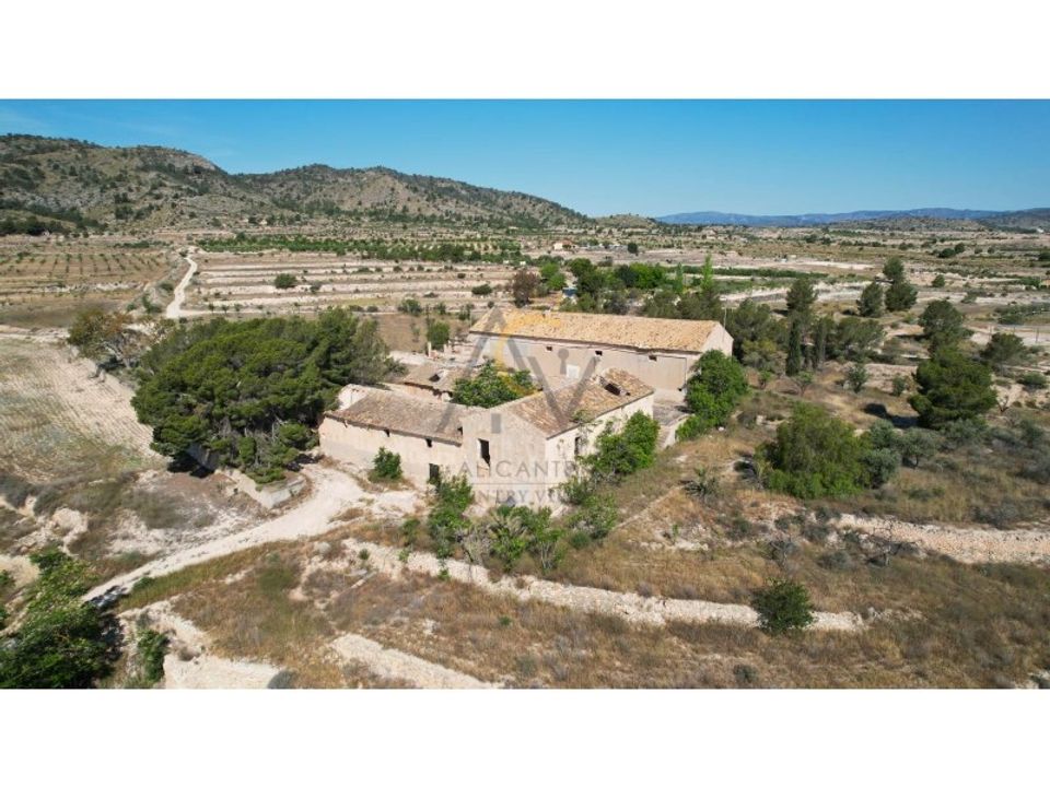 Landejendom i Monovar, Alicante - foto 1