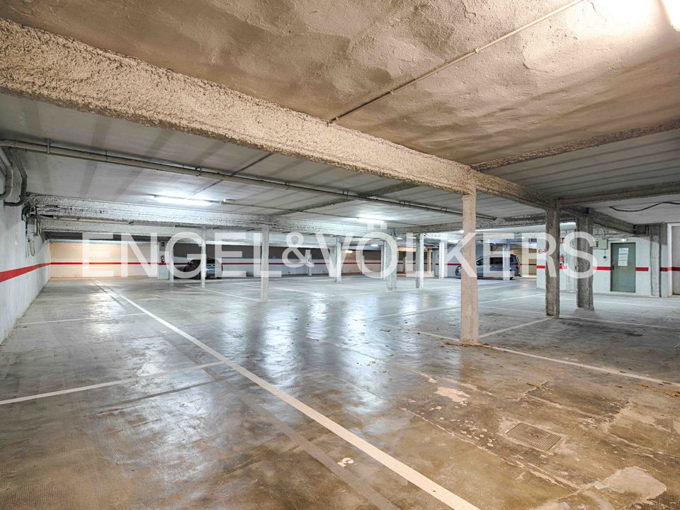Parkeringsplads i Figueres, Gerona - foto 2