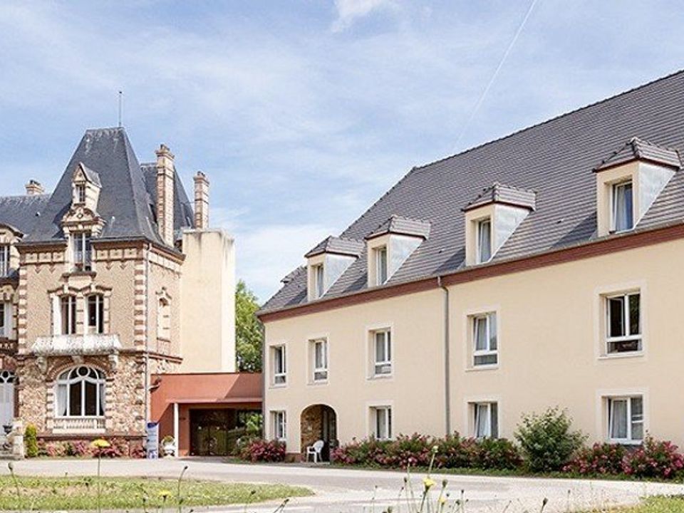Næringseiendom i Saint-Lubin-des-Joncherets, Eure-et-Loir - bilde 1