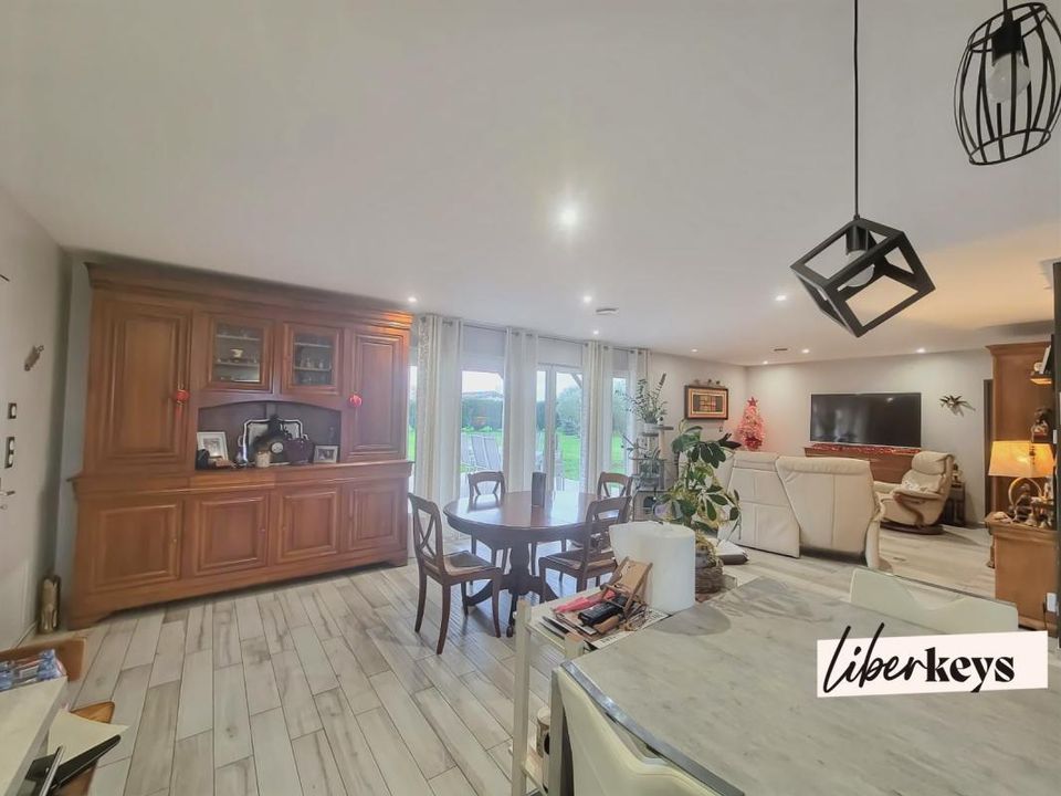Villa in Fronton, Haute-Garonne - foto 4