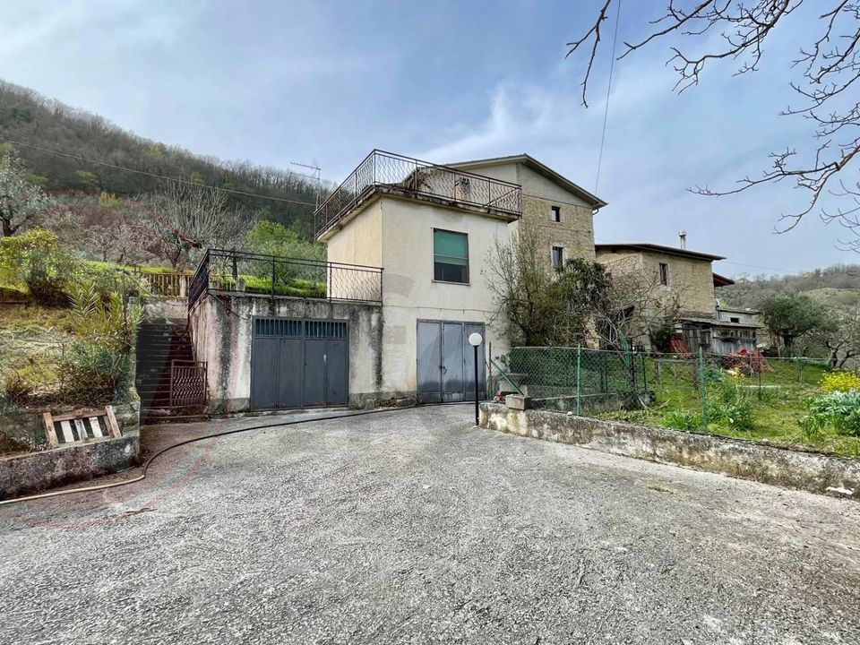 Landejendom i Santopadre, Frosinone - foto 1