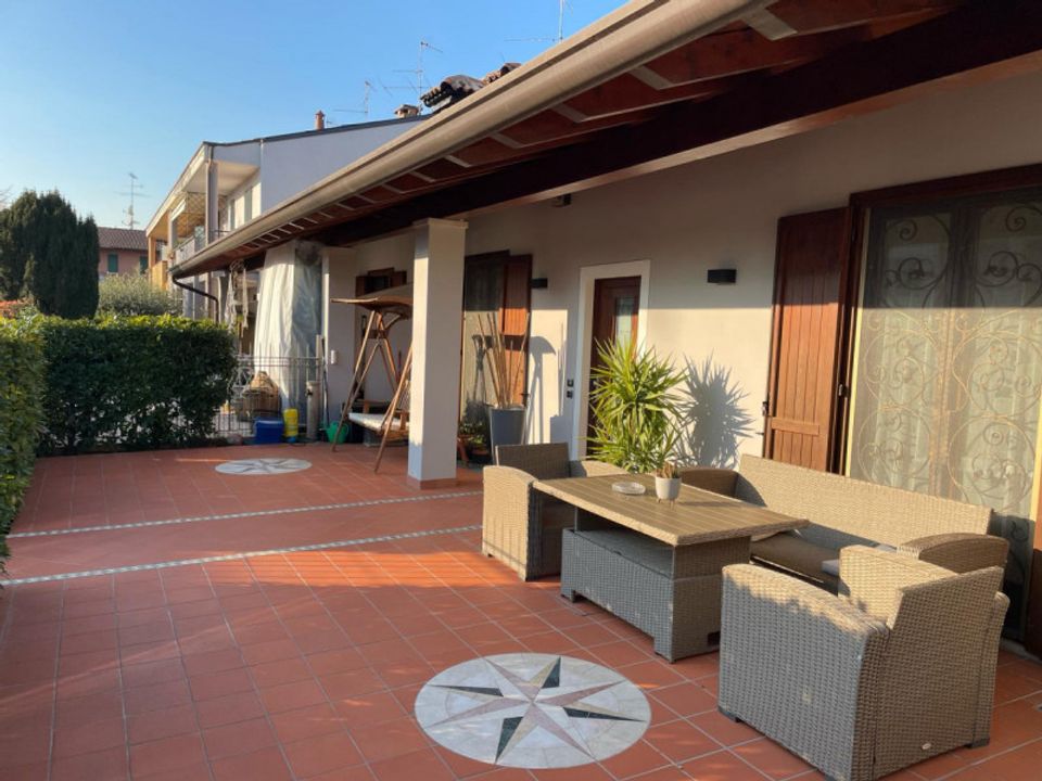 Villa i Calcinato, Brescia - foto 1