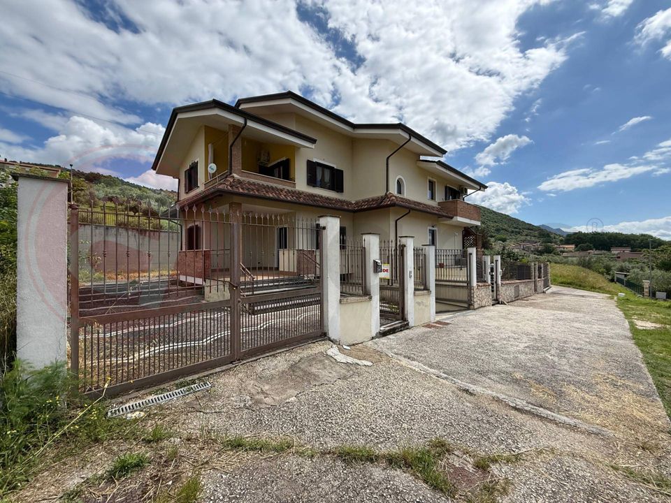Lejlighed i Colfelice, Frosinone - foto 1