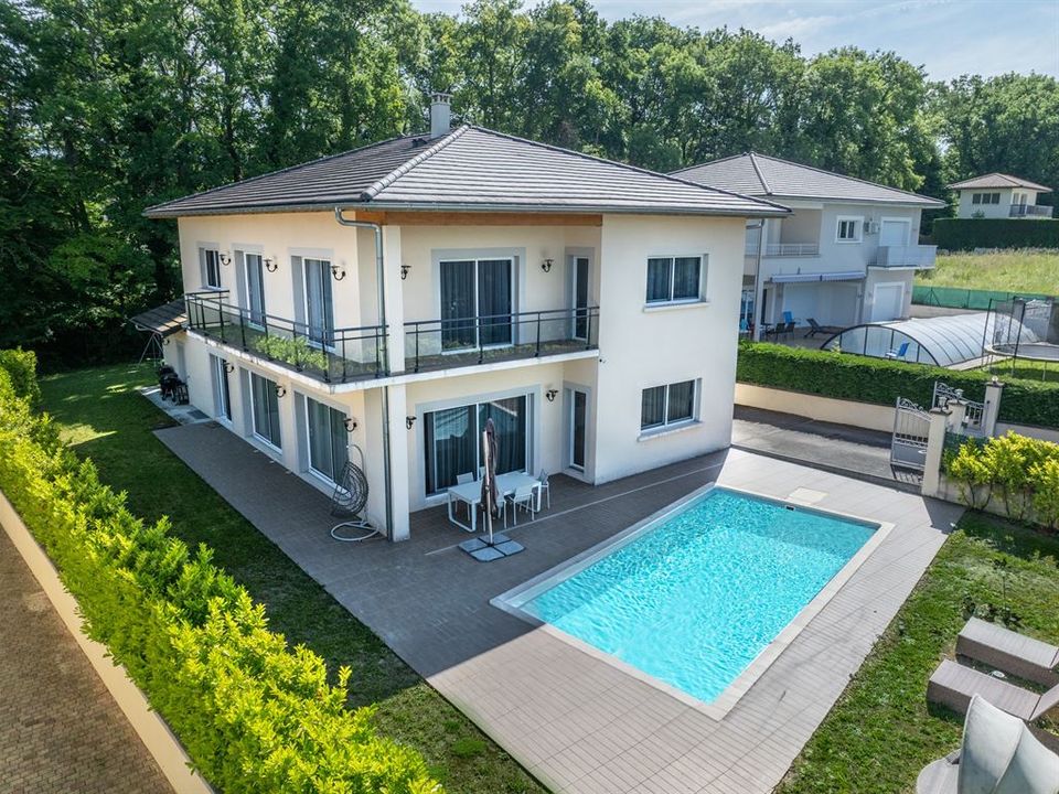 Villa i Chens-sur-Léman, Haute-Savoie - foto 1
