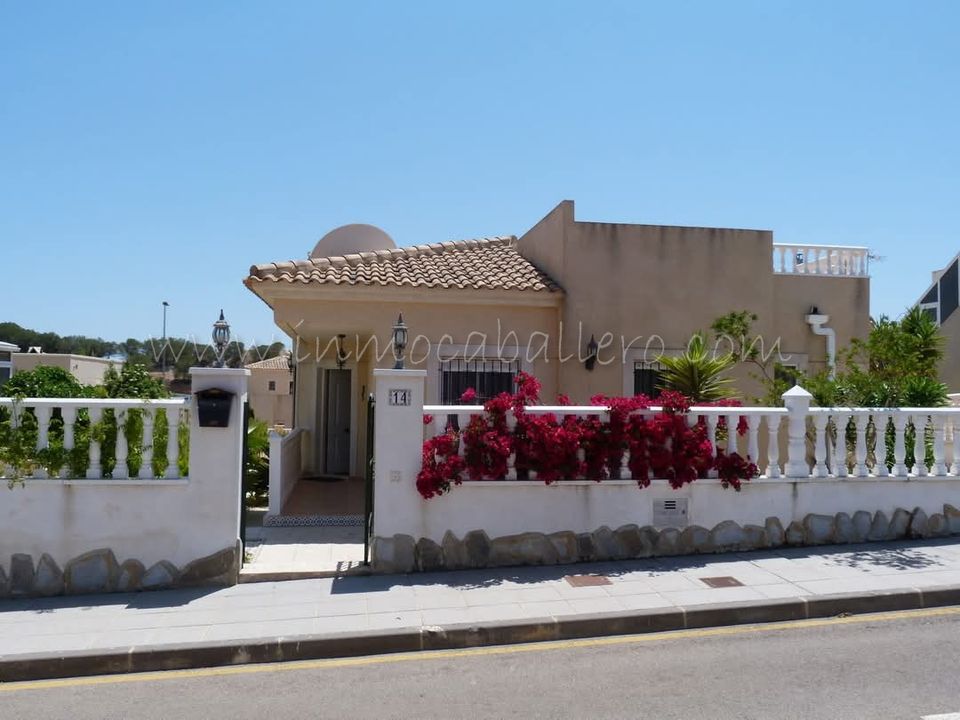 Villa a Pinar De Campoverde, Alicante - foto 1