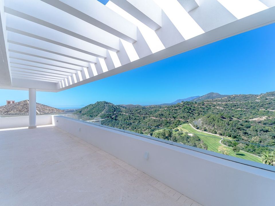 Villa in Los Arqueros, Malaga - foto 4