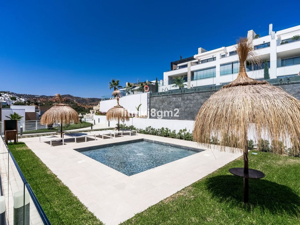 Lejlighed i Cabopino, Malaga - foto 4