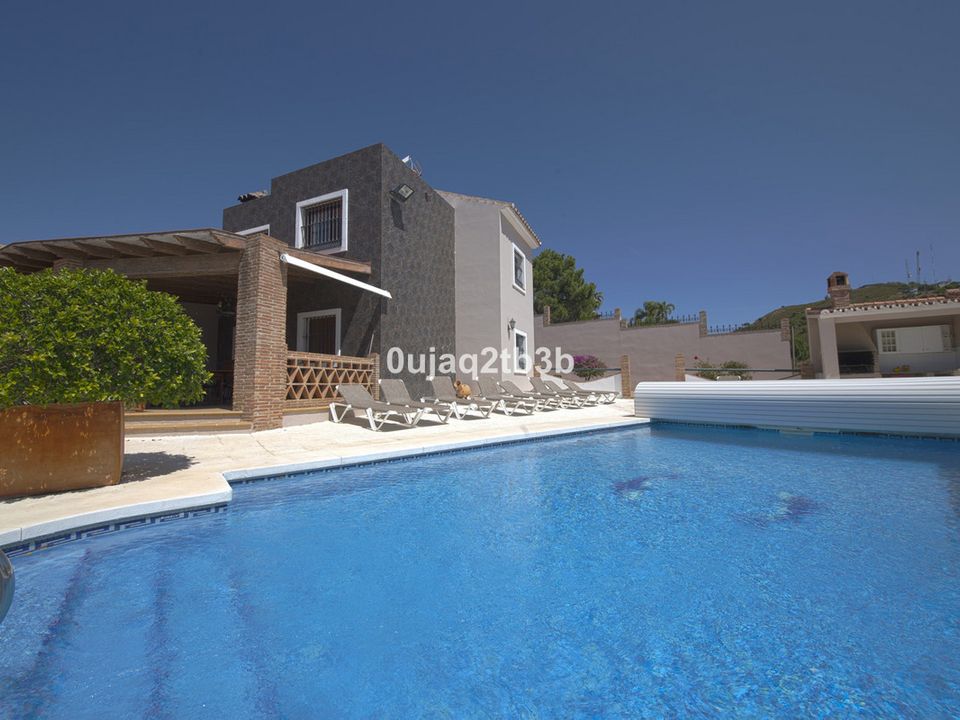 Villa i Estepona, Malaga - foto 1