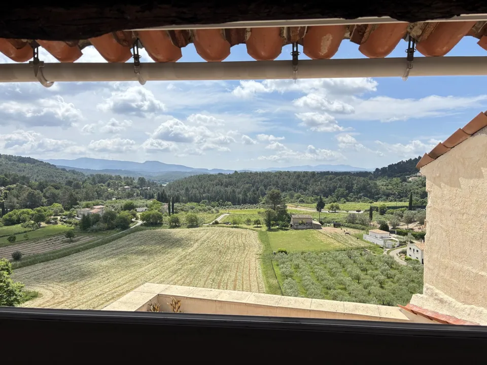 Landejendom i Callas, Var - foto 1