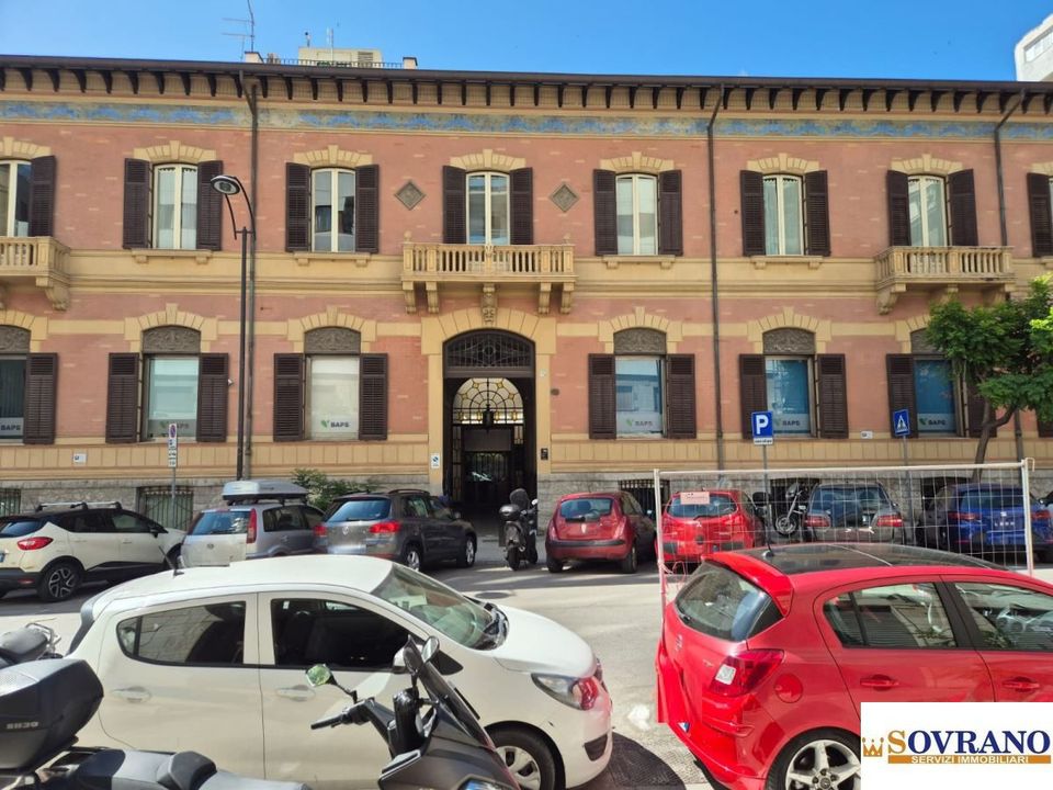 Erhvervsejendom i Palermo, Palermo - foto 1