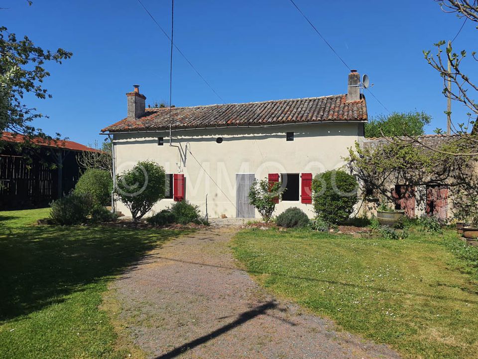 Landejendom i Sauze-Vaussais, Deux-Sevres - foto 1