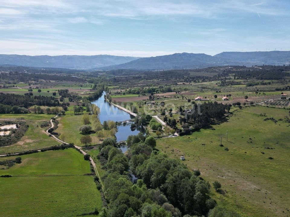 Erhvervsejendom i Celorico da Beira, Guarda - foto 1