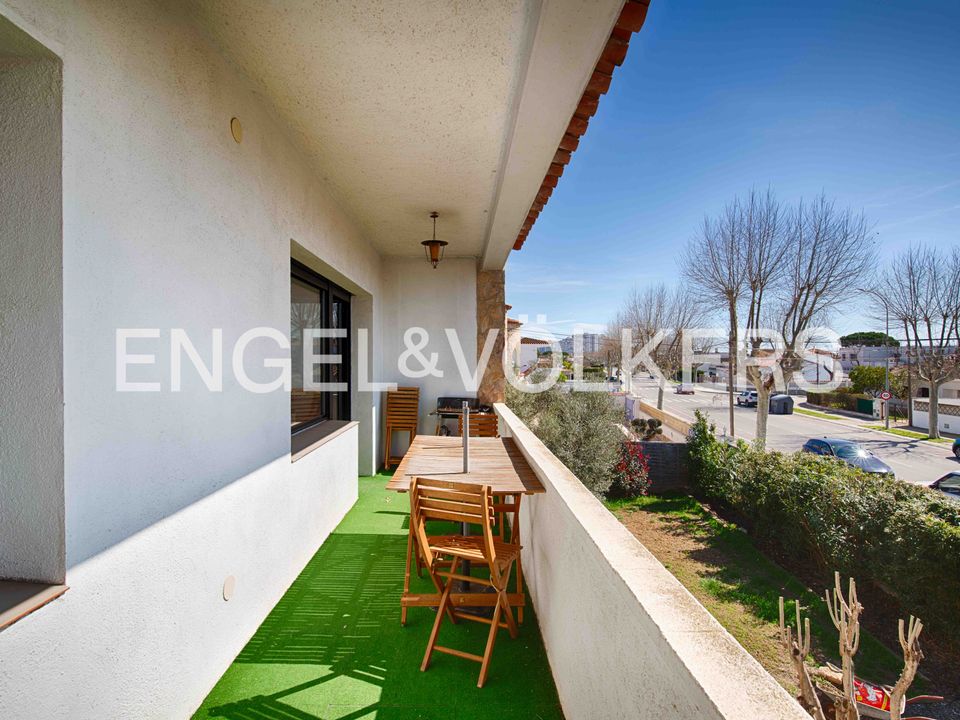 Lejlighed i Empuriabrava, Gerona - foto 2