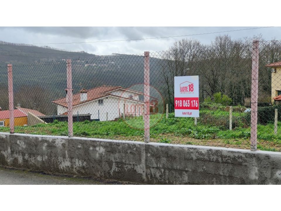 Helårsgrund i Oliveira de Azemeis, Aveiro - foto 1