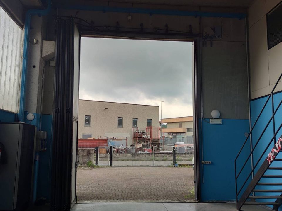 Erhvervsejendom i Carvico, Bergamo - foto 4