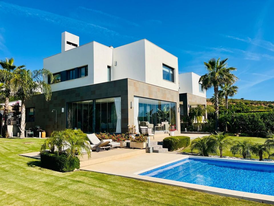 Villa i Manilva, Malaga - foto 1