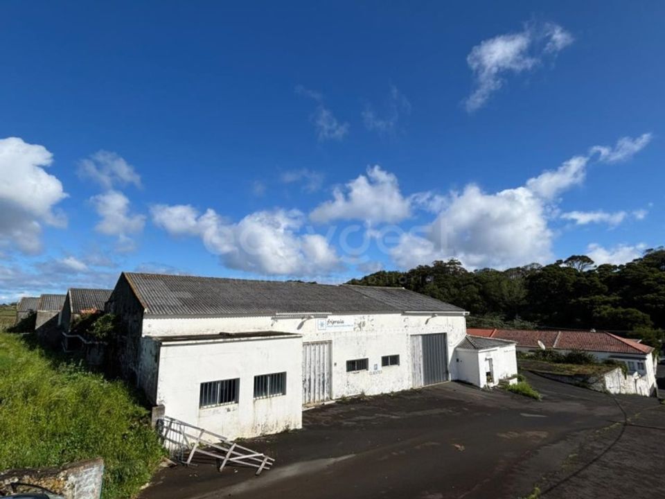 Erhvervsejendom i Vila da Praia da Vitoria, Terceira - foto 2