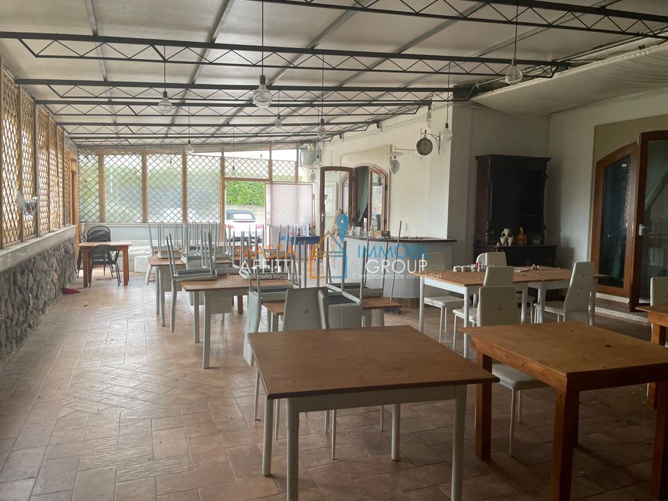 L'establiment comercial a Massa, Massa and Carrara - foto 1