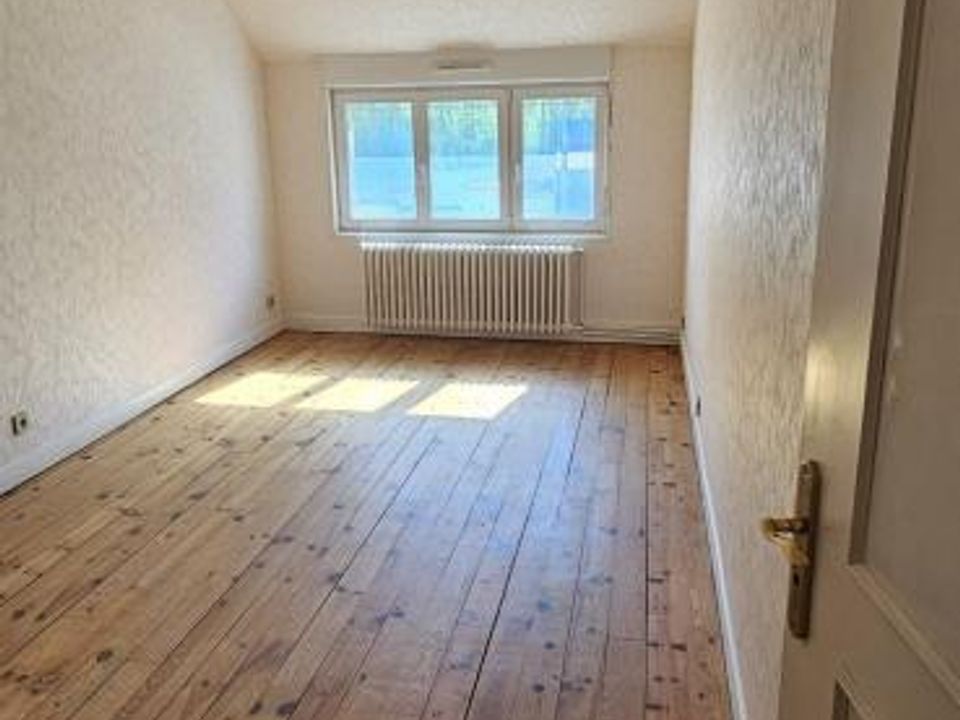 Erhvervsejendom i Amilly, Loiret - foto 3