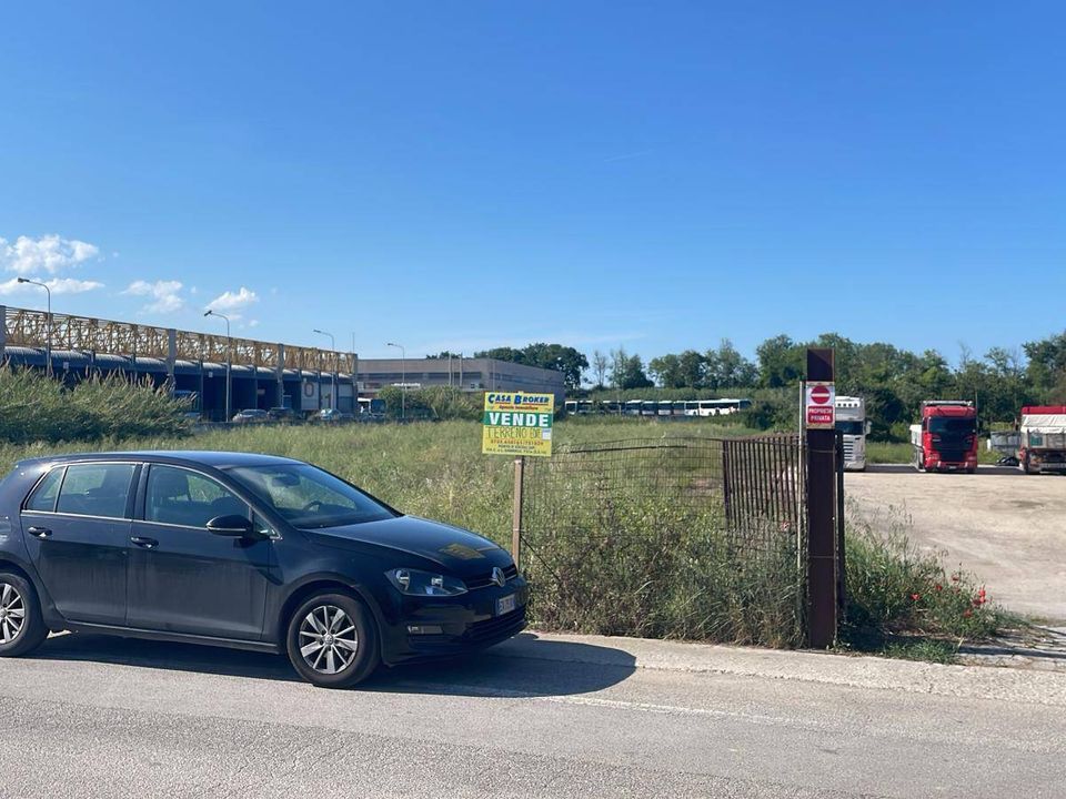 Helårsgrund i San Benedetto Del Tronto, Ascoli Piceno - foto 1