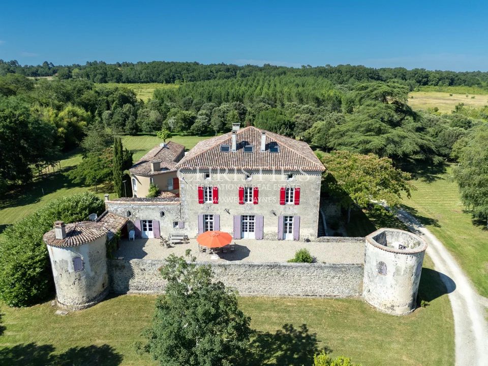 Landejendom i Agen, Lot-et-Garonne - foto 1