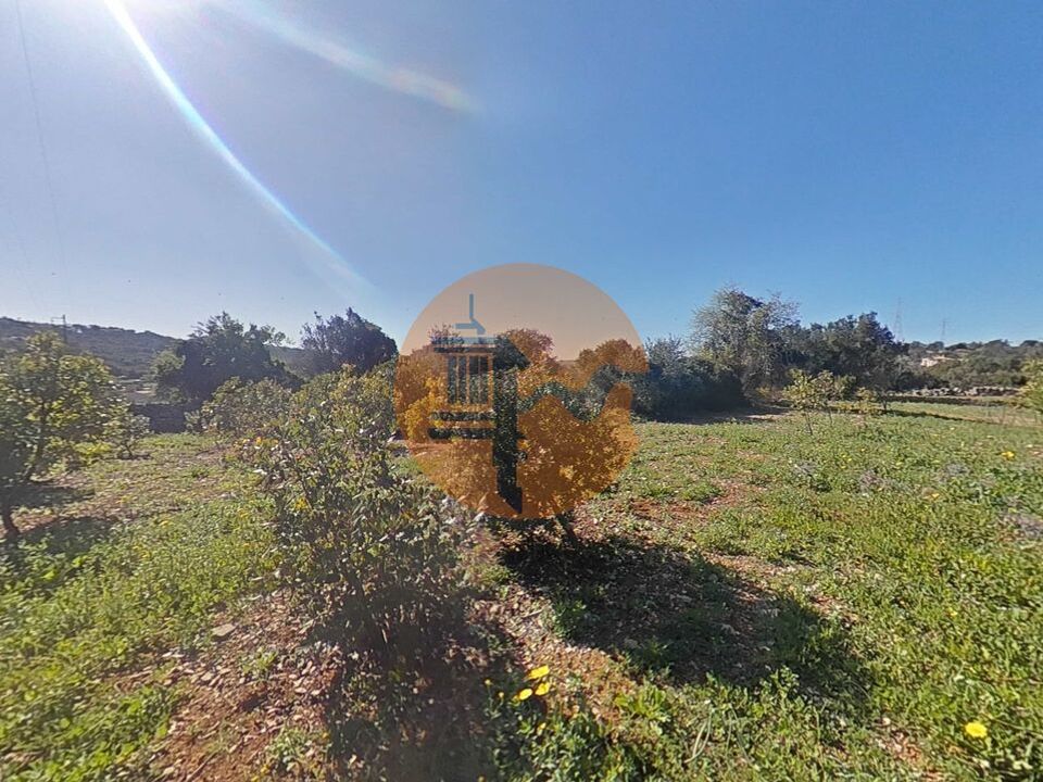 Helårsgrund i Estoi, Faro - foto 1