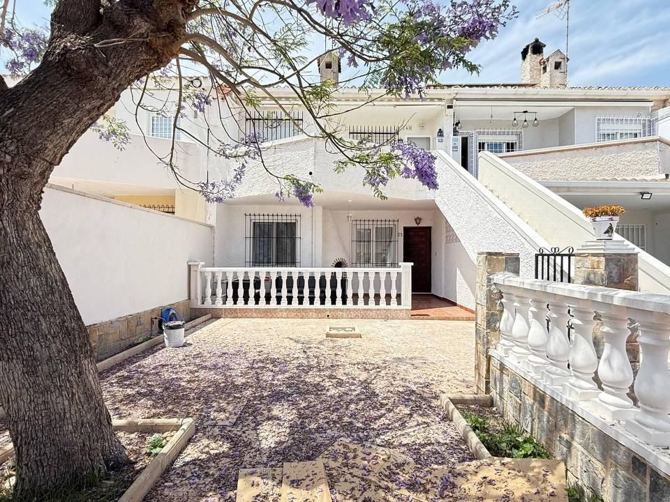 Lejlighed i Cabo Roig, Alicante - foto 1