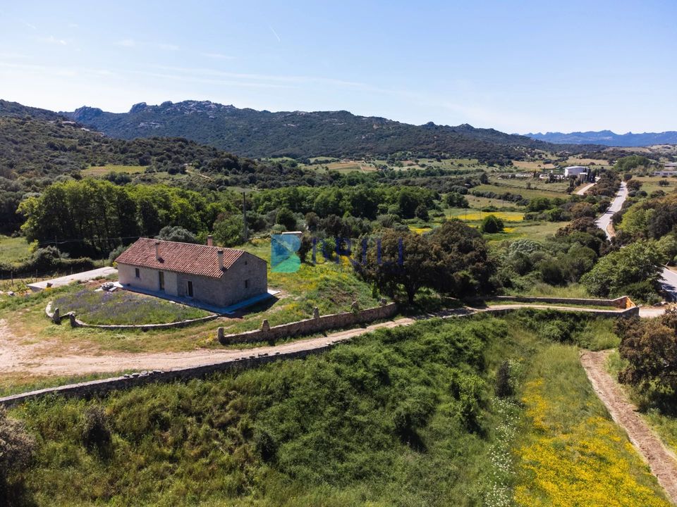 Erhvervsejendom i Sant'Antonio di Gallura, Sassari - foto 2
