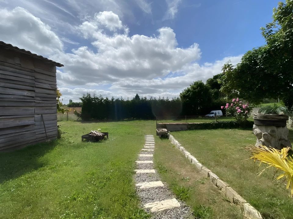 Villa i Les Adjots, Charente - bilde 2