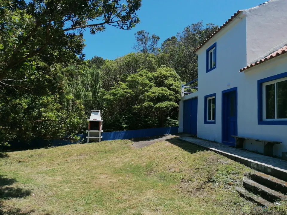 Casa de pueblo en Horta, Faial - foto 2