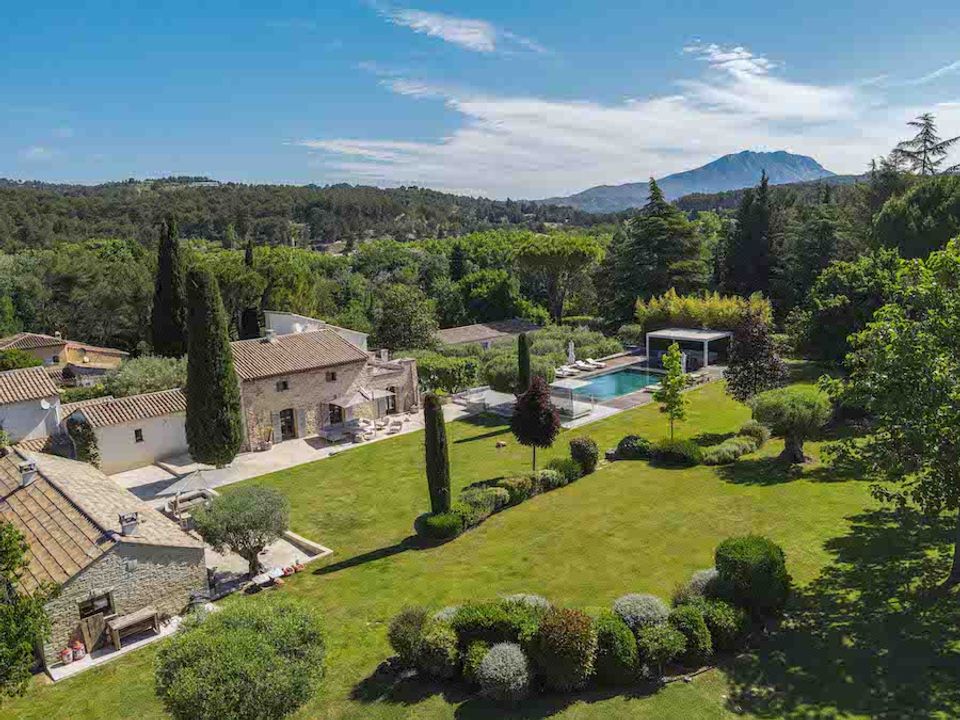 Villa i Aix-en-Provence, Bouches-du-Rhone - foto 1