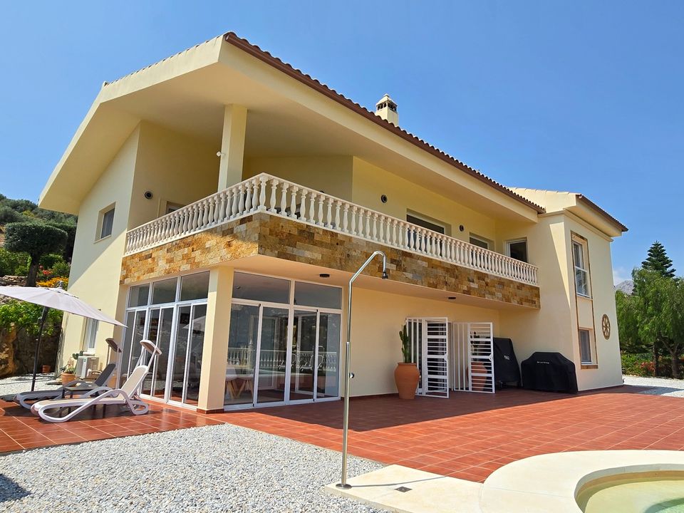Villa i Alcaucin, Malaga - foto 4