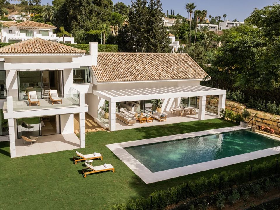 Villa i El Paraiso, Malaga - foto 1