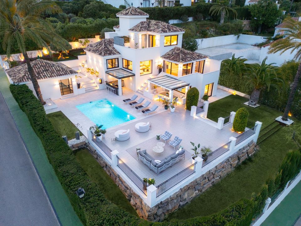 Villa i Nueva Andalucia, Malaga - foto 1