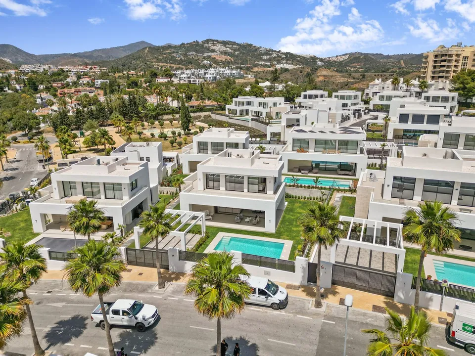 Villa i Rio Real, Malaga - foto 1
